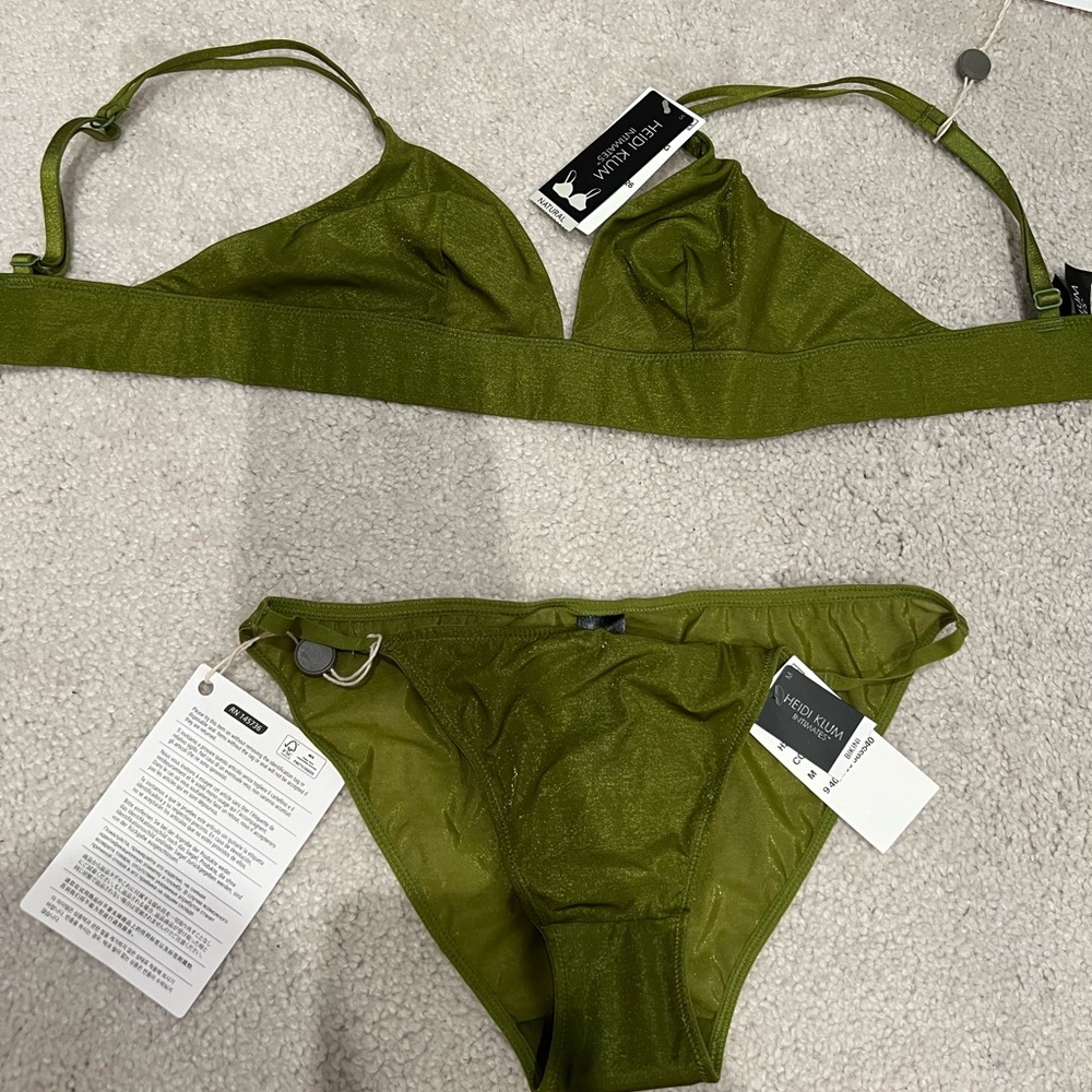 Green underwear set, heidi klum never worn